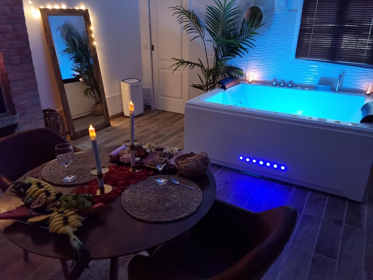 Suite De Charme Avec Jacuzzi Et Jardin Privatif Paris Au Calme Saint-Prix Kültér fotó