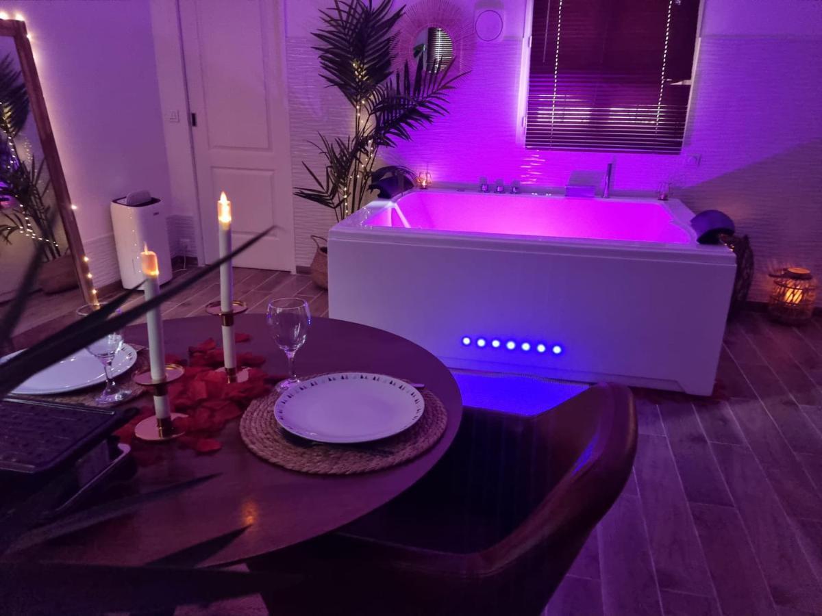 Suite De Charme Avec Jacuzzi Et Jardin Privatif Paris Au Calme Saint-Prix Kültér fotó
