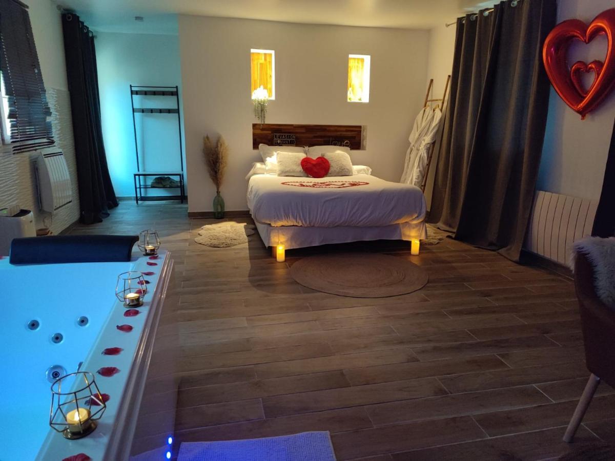 Suite De Charme Avec Jacuzzi Et Jardin Privatif Paris Au Calme Saint-Prix Kültér fotó