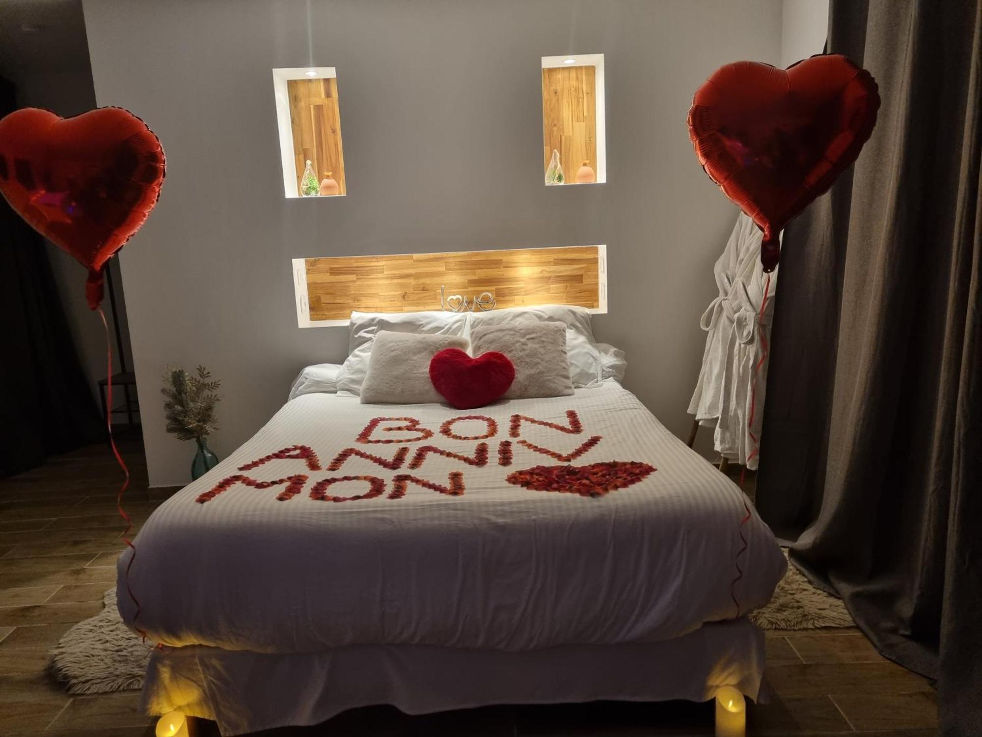 Suite De Charme Avec Jacuzzi Et Jardin Privatif Paris Au Calme Saint-Prix Kültér fotó