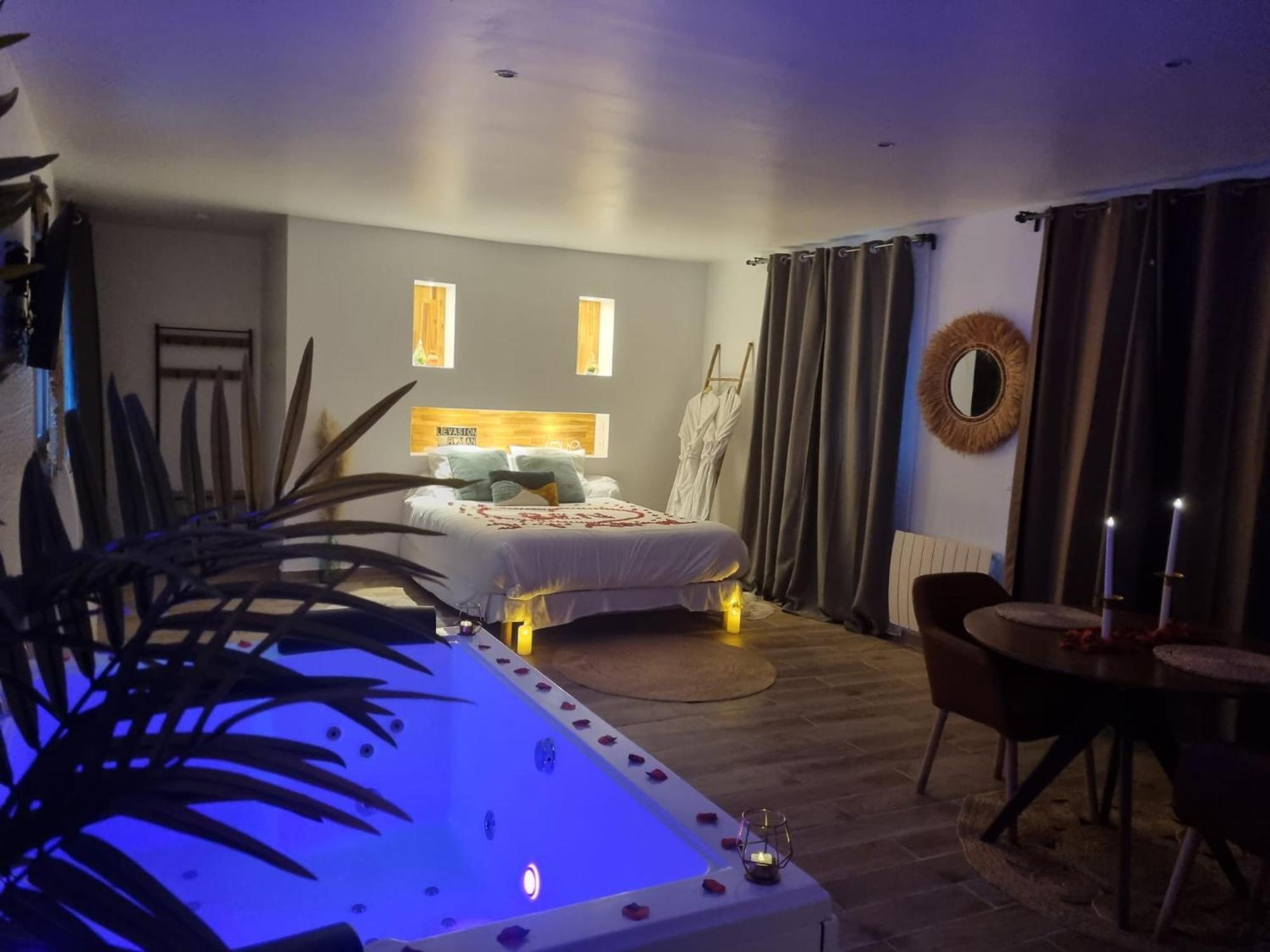 Suite De Charme Avec Jacuzzi Et Jardin Privatif Paris Au Calme Saint-Prix Kültér fotó