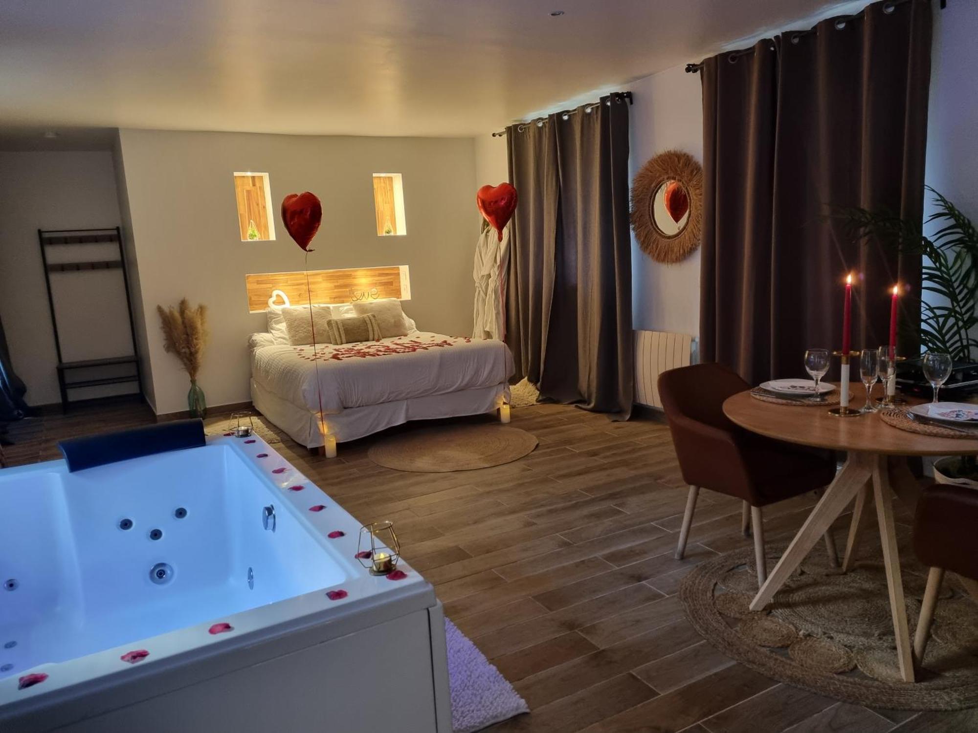 Suite De Charme Avec Jacuzzi Et Jardin Privatif Paris Au Calme Saint-Prix Kültér fotó