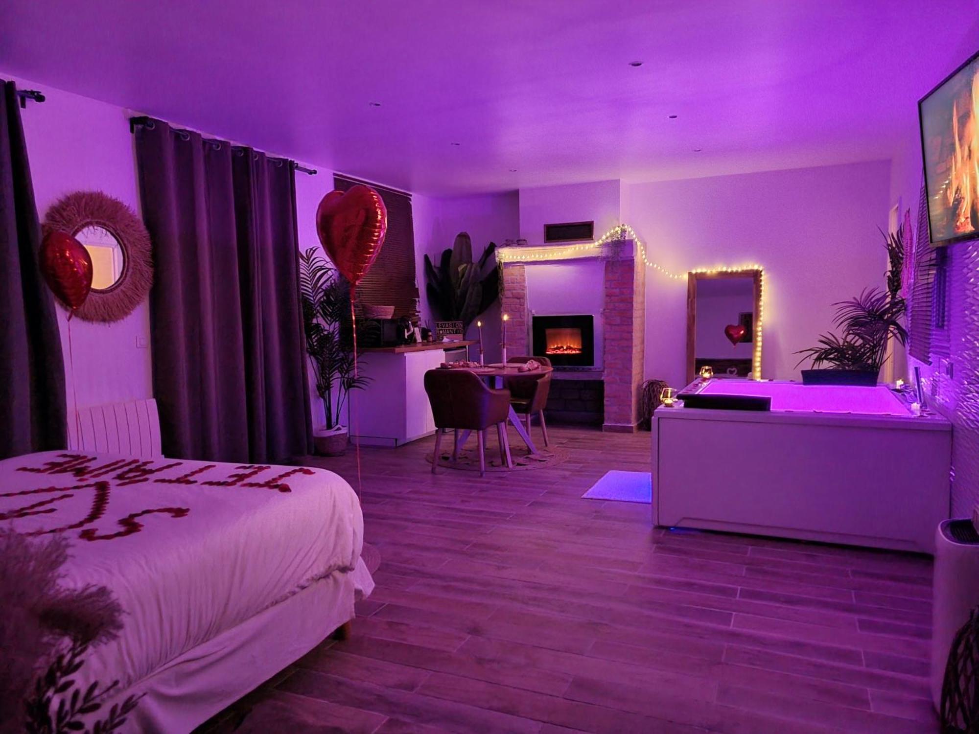 Suite De Charme Avec Jacuzzi Et Jardin Privatif Paris Au Calme Saint-Prix Kültér fotó